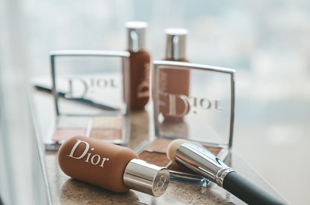 Blogerka Bára, Londýn a nejnovější kolekce Dior Backstage Blogerka Bára, Londýn a nejnovější kolekce Dior Backstage