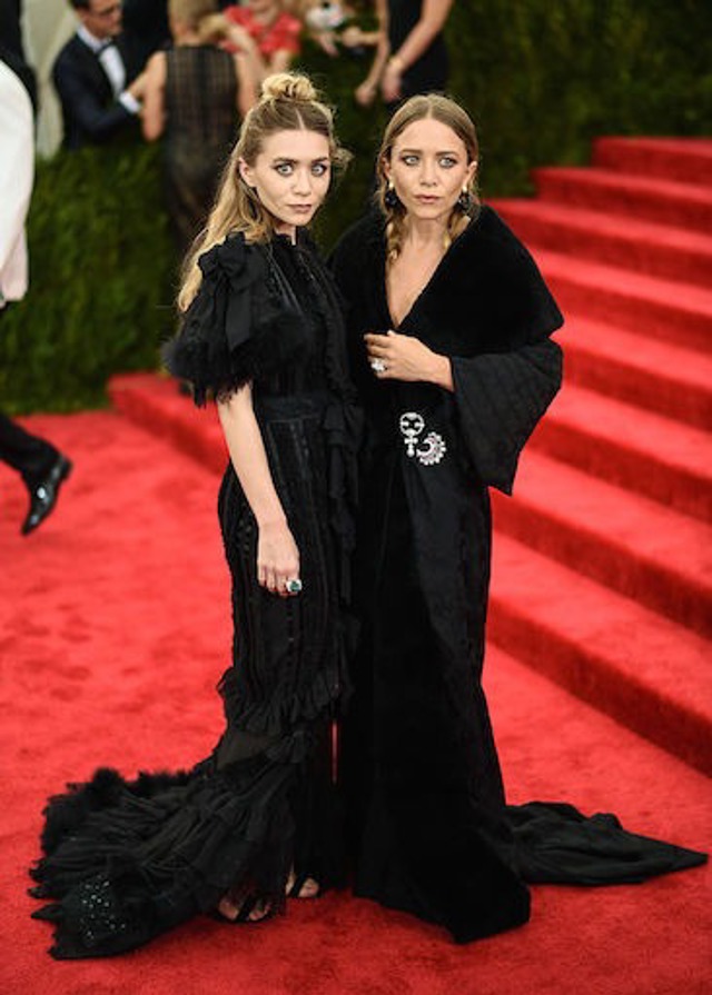Co dnes dělají Mary-Kate a Ashley? Co dnes dělají Mary-Kate a Ashley?