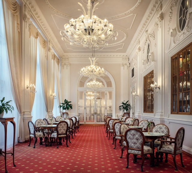Kam vyrazit na prodloužený víkend? Hotel Imperial Karlovy Vary vás nezklame