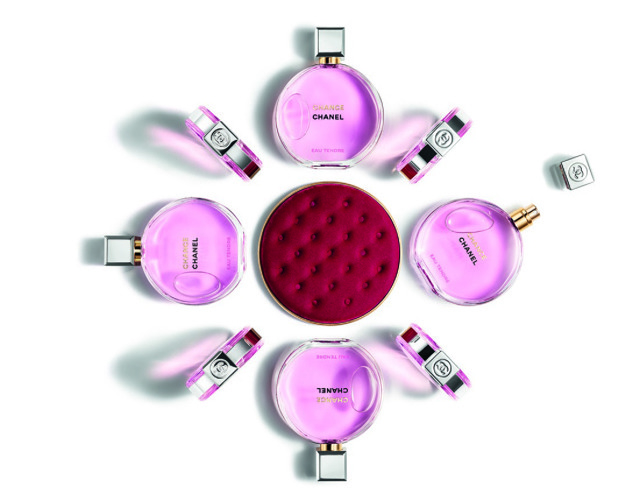 Exkluzivně na ELLE: Chanel odhalil novou kampaň parfému Chance Eau Tendre, kterou vytvořil Jean-Paul Goude Exkluzivně na ELLE: Chanel odhalil novou kampaň parfému Chance Eau Tendre, kterou vytvořil Jean-Paul Goude