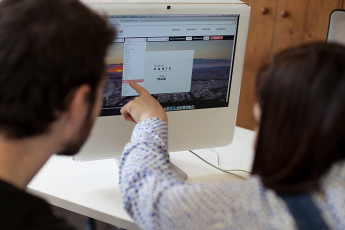 ​7. Nebojte se ptát zaměstnanců cestovních agentur – díky svým kontaktům (nejen) v hotelech mají často přístup k informacím, které na webu nenajdete.