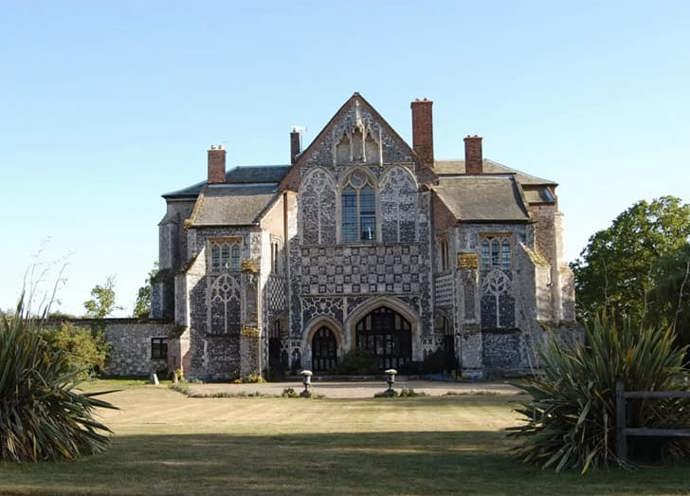 Velkolepé sídlo v Anglii.