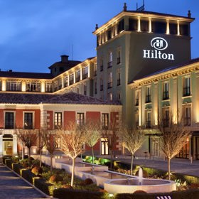 Není divu, že právě tyto postele naleznete například v hotelech Hilton.