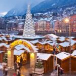 1. Innsbruck, Rakousko (15. 11. 2016–6. 1. 2017). Pravděpodobně nejromantičtější trh se koná v Altstadtu. Středověké domy, krásné stánky nabízející dřevěné hračky a další zajímavosti... co víc si přát.