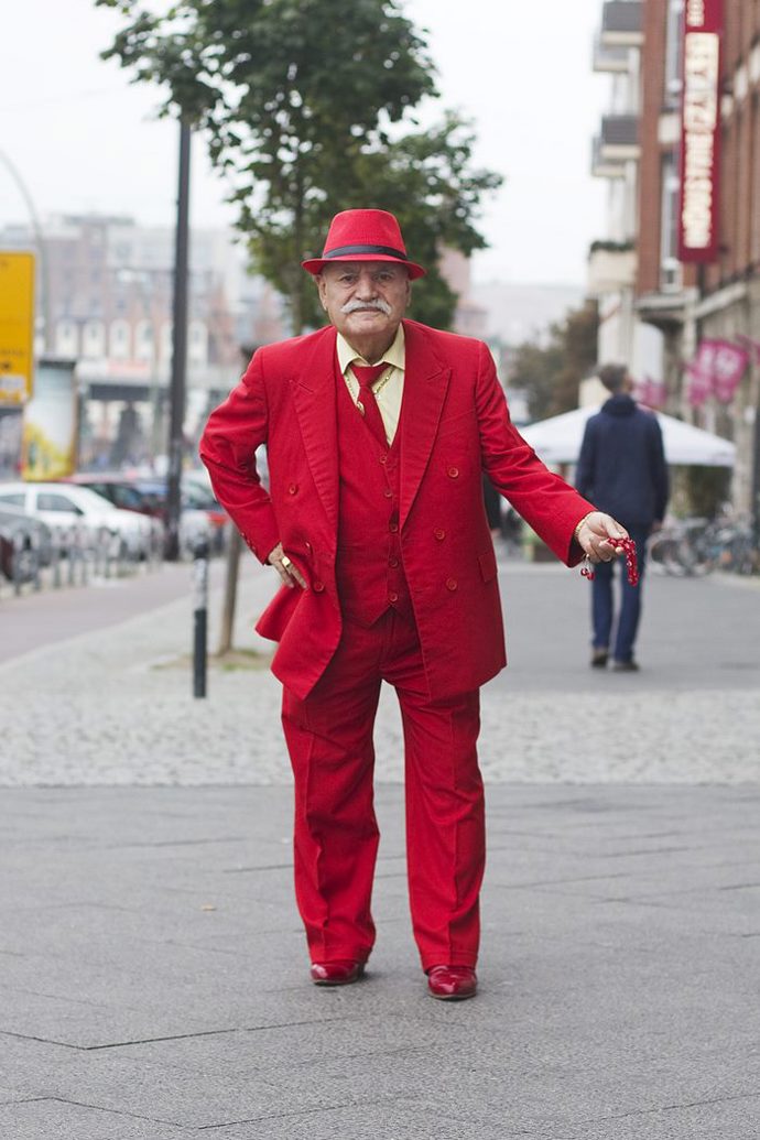 Starý krejčí (86) je stylovější než teenager. Do práce chodí každý den v jiném outfitu