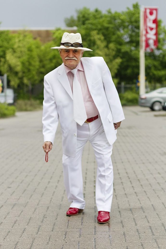 Starý krejčí (86) je stylovější než teenager. Do práce chodí každý den v jiném outfitu