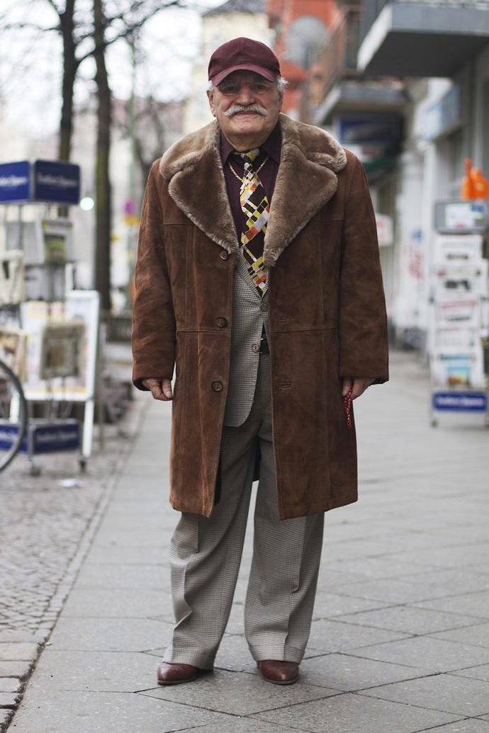 Starý krejčí (86) je stylovější než teenager. Do práce chodí každý den v jiném outfitu