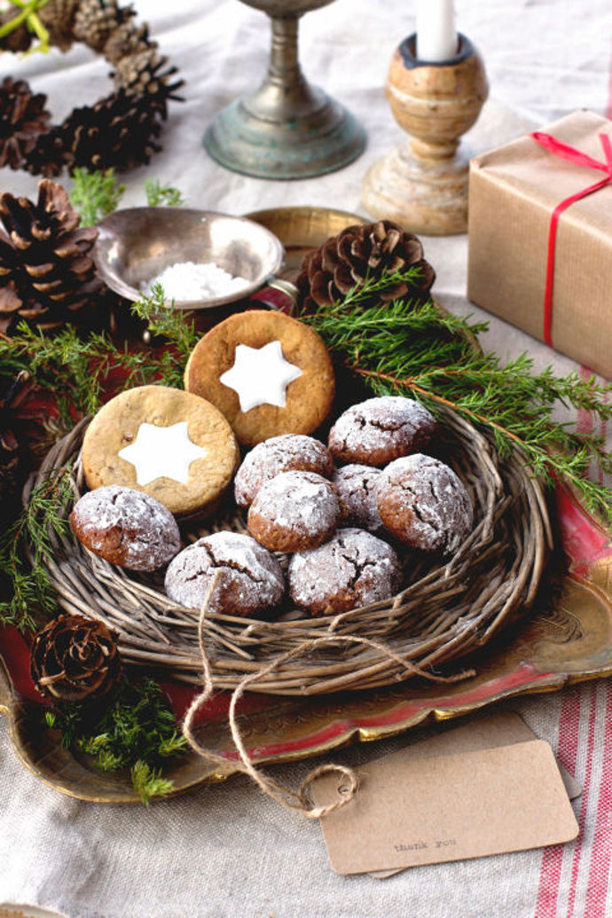 12. Vyrobte vánoční dekoraci – ale z něčeho hodně nečekaného.