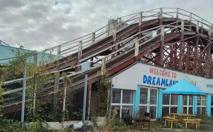 12. Dreamland (Velká Británie). Historie Dreamlandu sahá až do roku 1880. V roce 2003 ho však jeho provozovatelé byli nuceni zavřít.