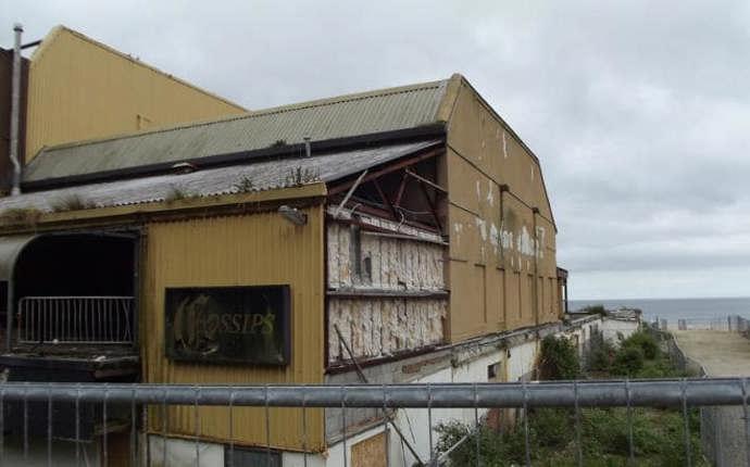 13. Cornwall Colliseum (Velká Británie). Tento zábavní komplex se těšil velké oblibě v sedmdesátých a osmdesátých letech minulého století. Vydržel až do roku 2003.