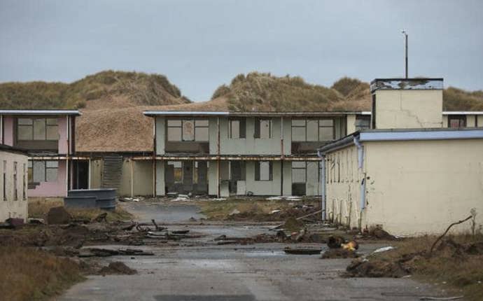 15. Pontins (Velká Británie). Tento park doplatil na nezájem veřejnosti. V roce 2009 zkrachoval.