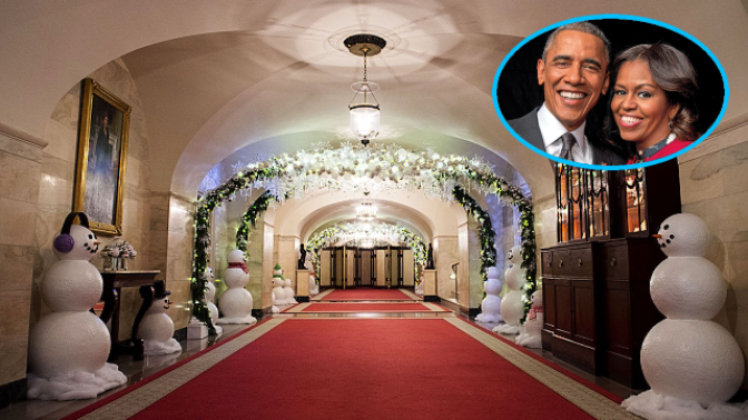 Bílý dům bude během vánočních svátků ještě bělejší než normálně.