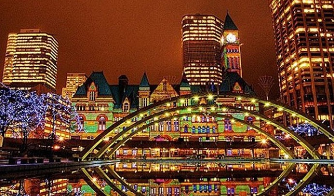 3. Cavalcade of Lights v kanadském Torontu.