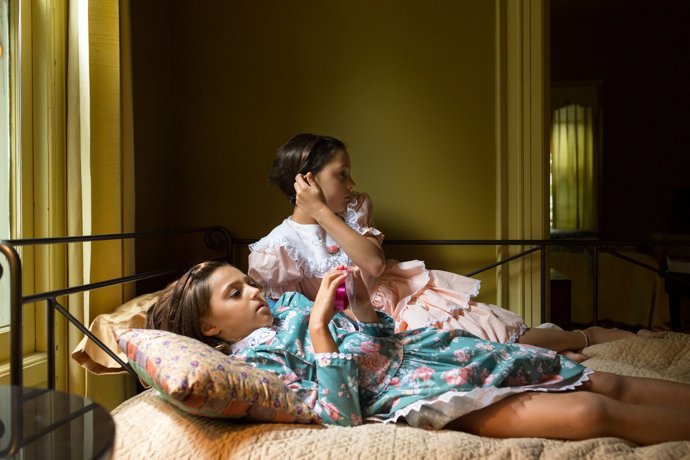 Podle svých vlastních slov vždy nezvolí nejkrásnější klasický obrázek.