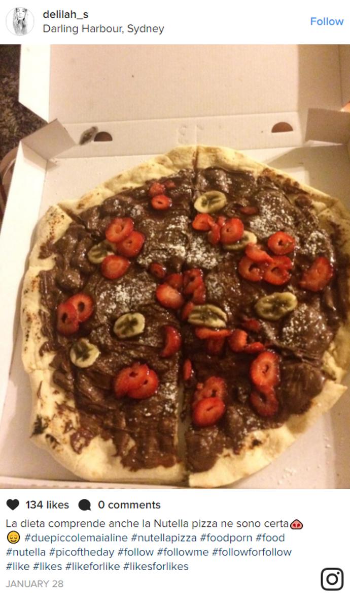 Jakmile tento trend prosákl, vrhli se nadšení pekaři z celého světa do příprav. Je libo tu s banánem a jahodami?