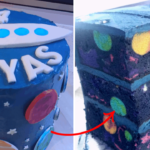 Do narozeninového dortu totiž schoval rovnou celý vesmír.