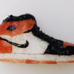 Zdolat maraton v těchto teniskách? To by šlo! Tento Číňan připravuje netradiční sushi