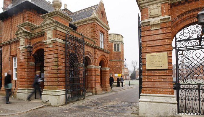 4. Marlborough College. Pro Kate to nejlepší. Středoškolská léta strávila vévodkyně (i její sestra Pippa) na této internátní škole. Dodnes se považuje za jednu z nejexkluzivnějších. A také nejdražších.