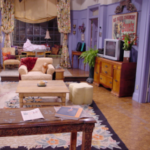 3. Fialová to jistí! Vymalujte své hnízdečko nafialovo... a ocitnete se rázem ve filmové domácnosti!