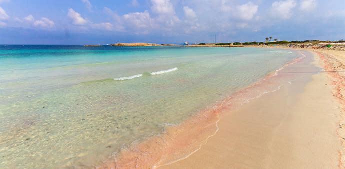 2. Playa des Ses Illetes (Formentera, Španělsko).