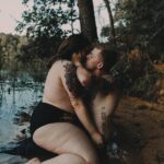 Ona je je plus-size, on svalnatý. Tato fotosérie pobláznila svět