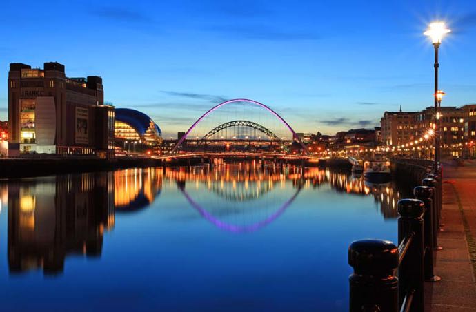 10. Newcastle upon Tyne – 56 % spokojení, 37 % spokojení.