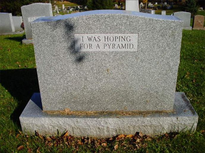 1. „Doufal jsem v pyramidu.“