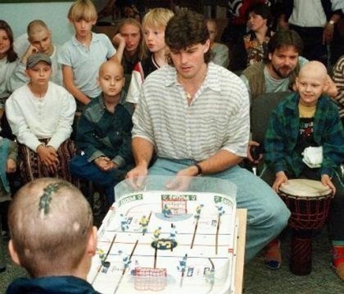 Jarda se už mnoho let věnuje charitě.