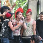 Navštívit punkový koncert bylo povinností.