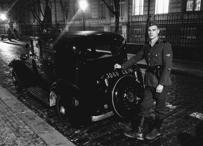 Seman se zajímá o historii.