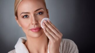 Pleť je důležité vždy důkladně vyčistit.