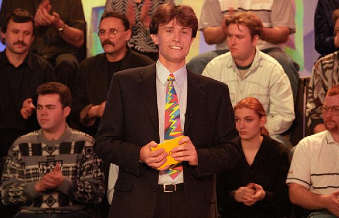 Pavel Poulíček, účes na "prdel", šílená kravata a Kolotoč.