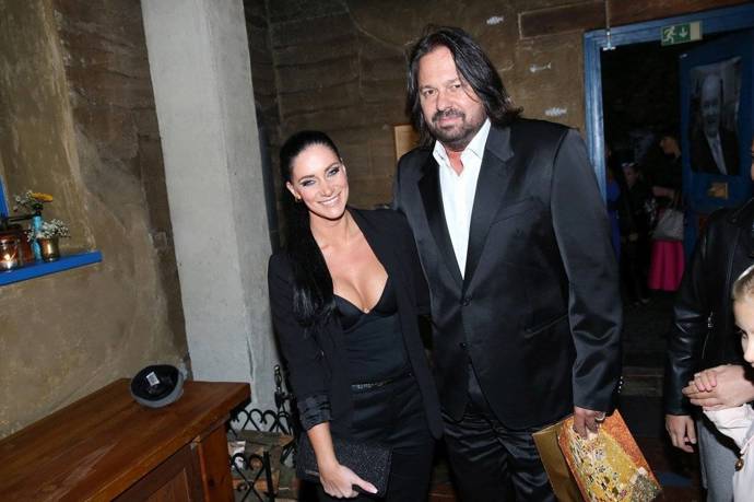 S manželkou Andreou, se kterou měl Pomeje dceru Aničku.