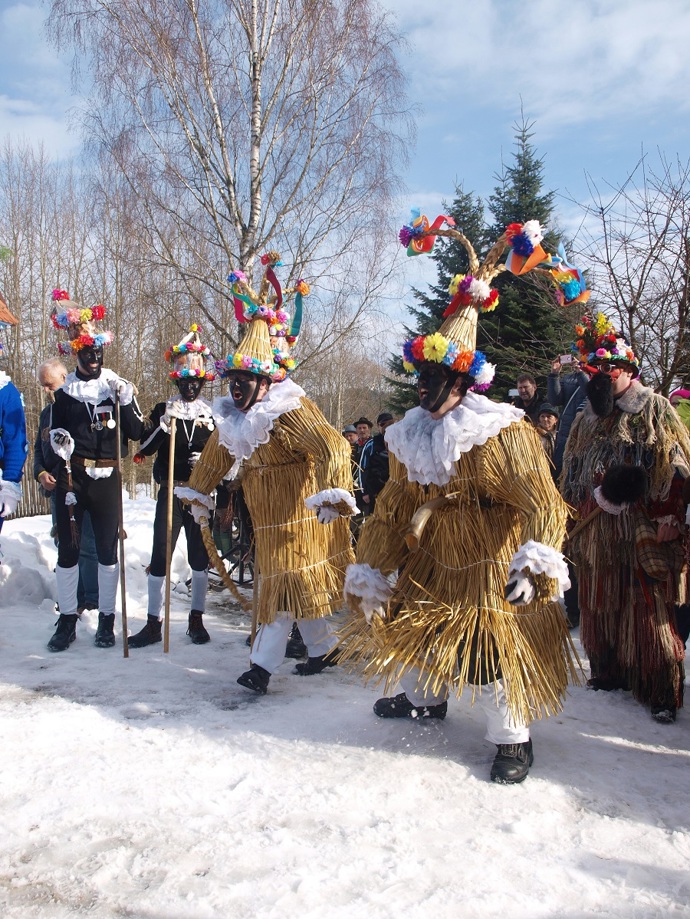 Na Hlinecku se maškary zachovaly v podobě ze začátku minulého století.