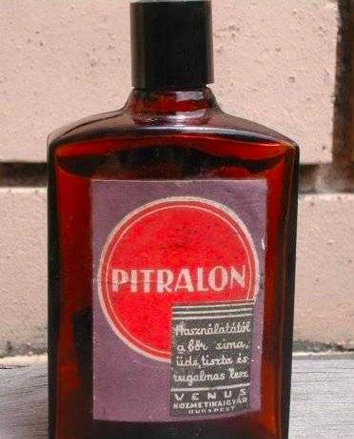 Po holení muži používali Pitralon