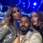 Yemi s Ariadnou Guttierez a Cecilií Lassen