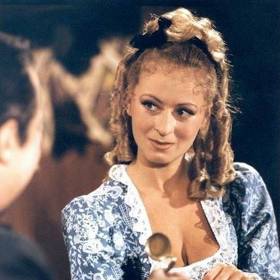 Simona byla v mládí velká kočka s uhrančivýma očima