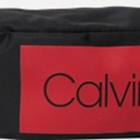 
Stylová ledvinka Calvin Klein. Info o ceně v obchodě.