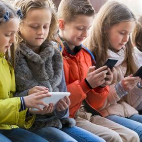 Takhle se dnes baví vaše děti.