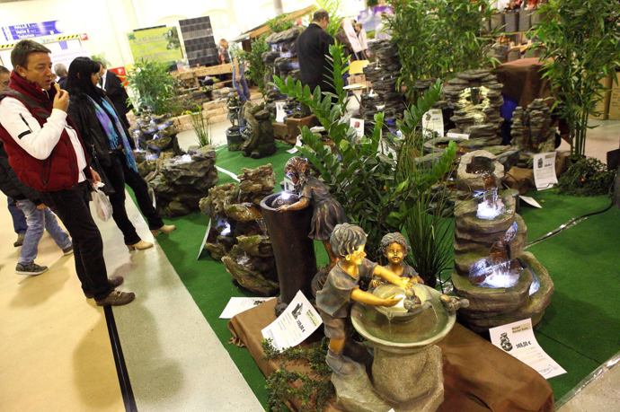 Na výstavišti bude zastoupeno na 350 vystavovatelů, kteří předvedou pestrou škálu nabídek pro zahrádkáře od pěstování okrasných květin a léčivých bylin až po kultivaci ovoce a zeleniny