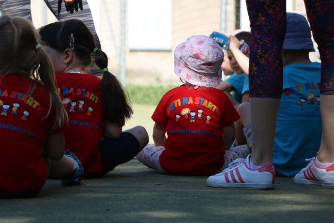 Pohyb je vhodný pro všechny a každé dítě nakonec samo zjistí, který sport ho baví nejvíc a v jaké míře.