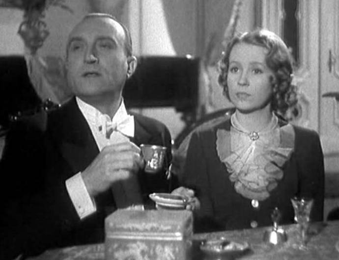 Nový krásné ženy miloval a ony milovaly jeho.