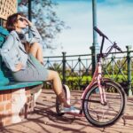 Na koloběžce se nemusíte nikam honit, klidně zastavte a relaxujte