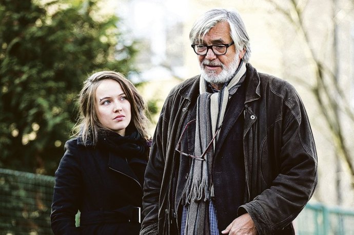 V minisérii Reportérka (2015)