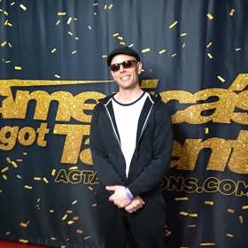 Alex Dowis  je velký talent.