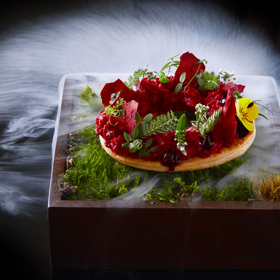 Červená řepa je zdravým a velmi dobrým jídlem