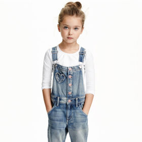 Lacláče neuvěřitelně sluší i dětem