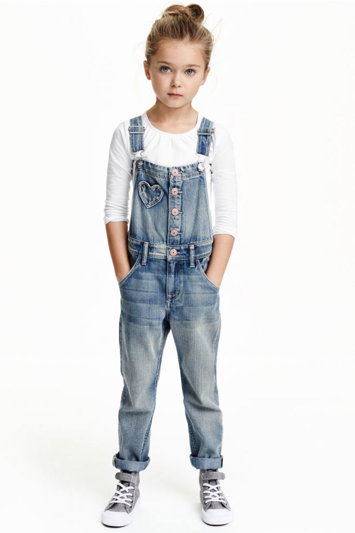 Lacláče neuvěřitelně sluší i dětem