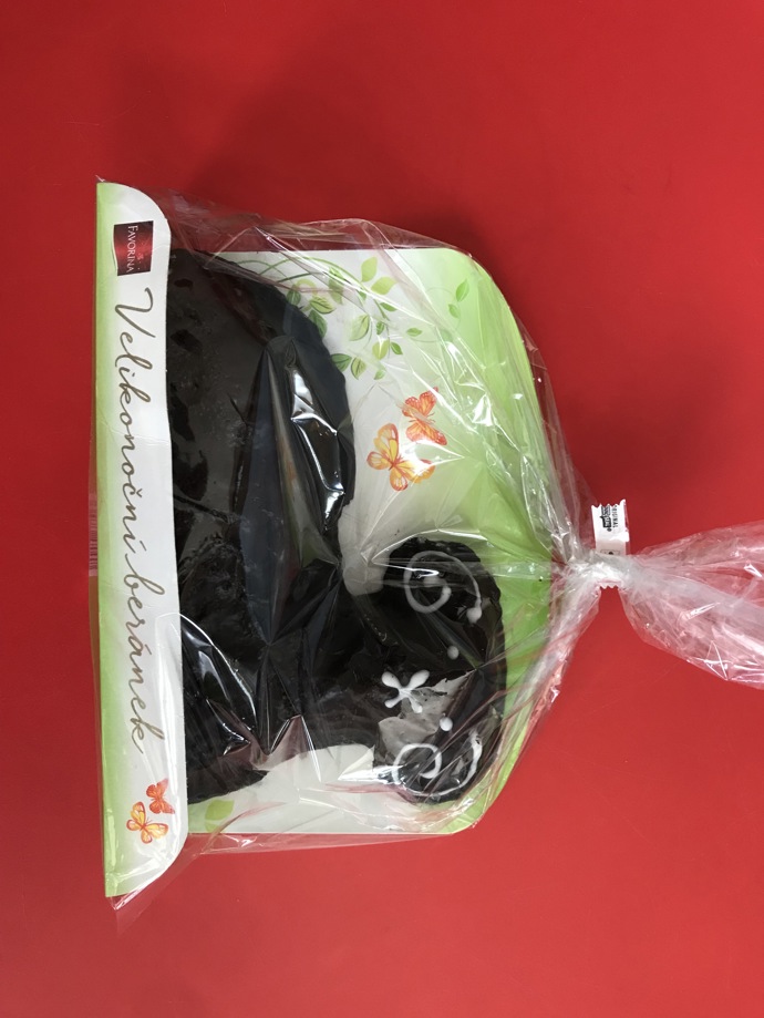 3. Beránek s ořechy a arašídy s tmavou polevou, Favorina, 55 Kč