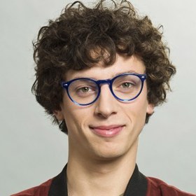 Honza Cina je talentovaný mladý herec a moderátor.